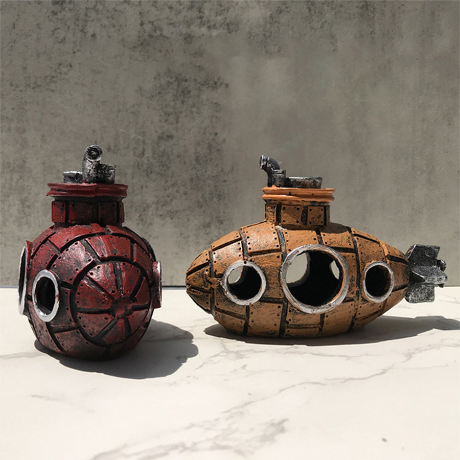 Fish Tank Decorations, Resin Hollow Submarine Fish Tank Decorations, Fish Broken Barrel Decor Aquarium Shrimp Hideout Aquarium Ornament for Fish Cave Hide Tank Decorations