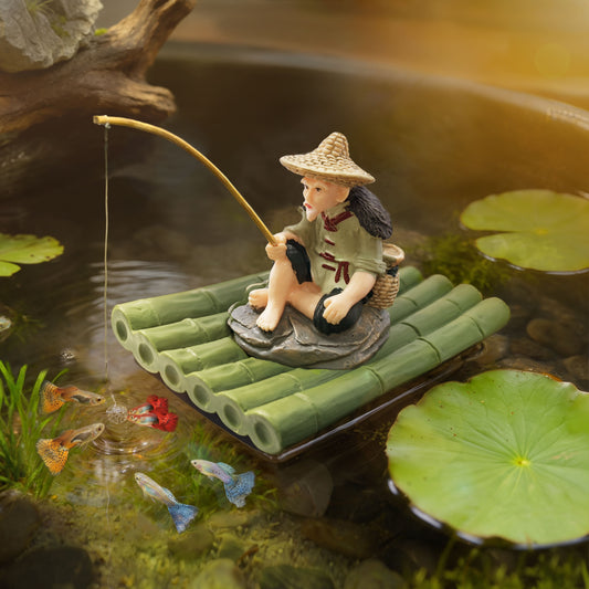 2-in-1 Floating Aquarium Decor, Interactive Floating Fish Tank Fisherman Decorations on PVC Bamboo Raft with Stable EVA Pad Buoyancy for Guppy, Small Schooling Species, Paludarium and Zen Pond